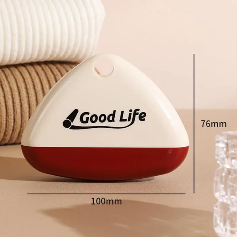 LAST DAY - buy 1 get 1 free!!Portable Reusable Sticky Lint Roller
