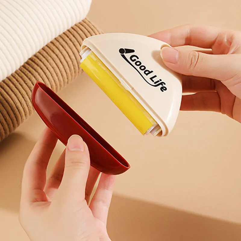 LAST DAY - buy 1 get 1 free!!Portable Reusable Sticky Lint Roller